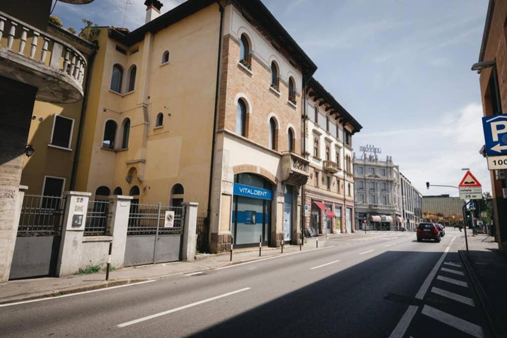 Centro Storico - Stazione A 500M Strategico Elegant Loft Leilighet Padova Eksteriør bilde
